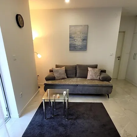 Charming Ana In The Heart Of Apartment Split